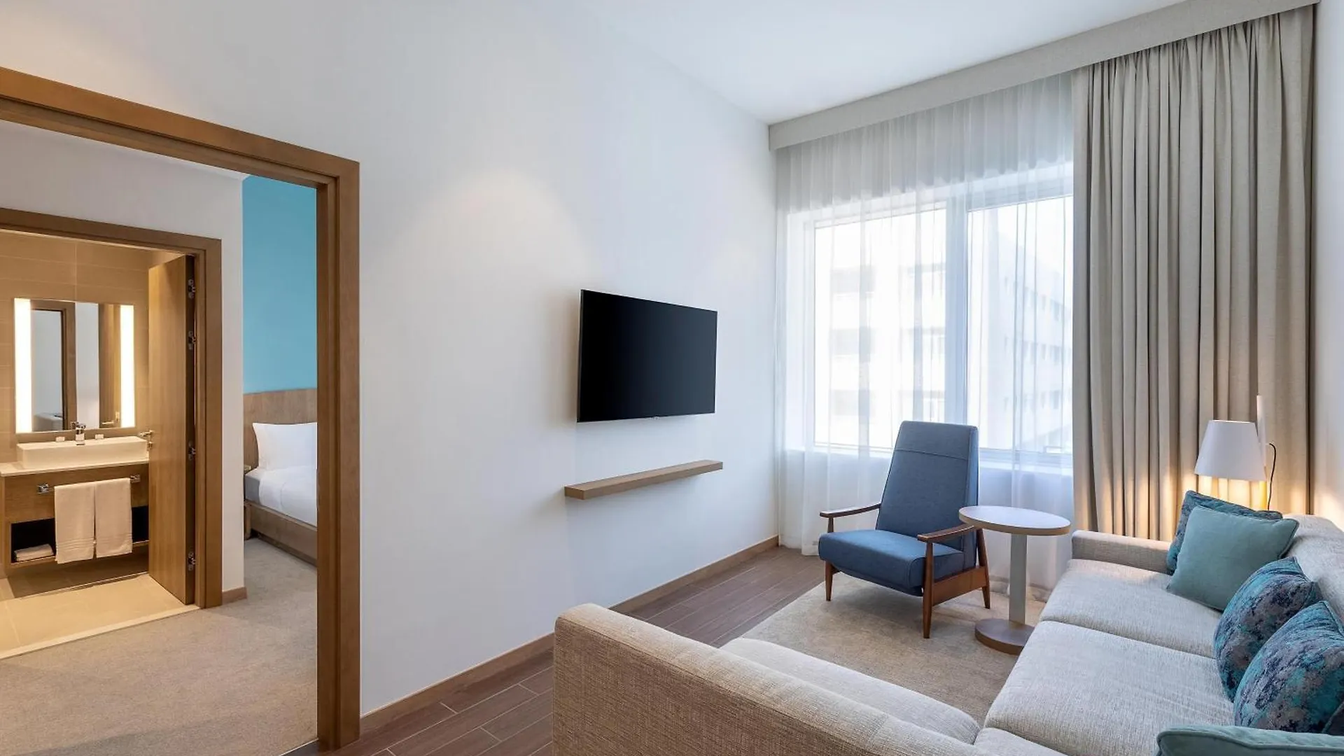 Hotel Element Dubai Airport